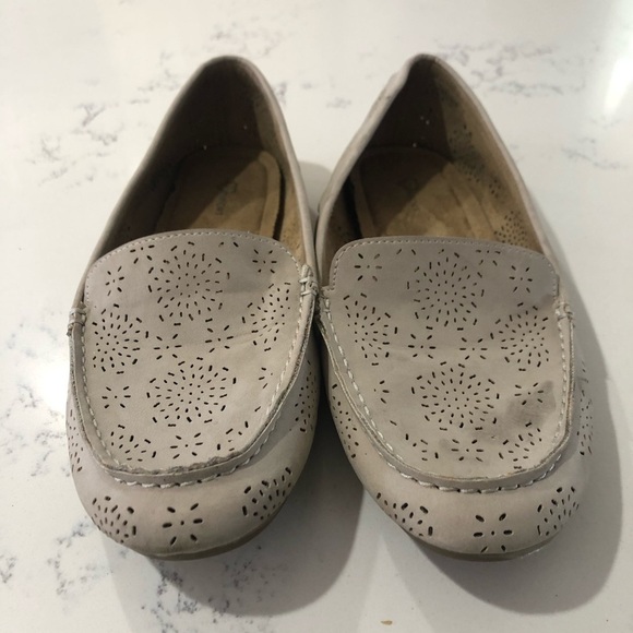 I❤️COMFORT flats color: Cream Size:9 comfortable - Picture 11 of 15